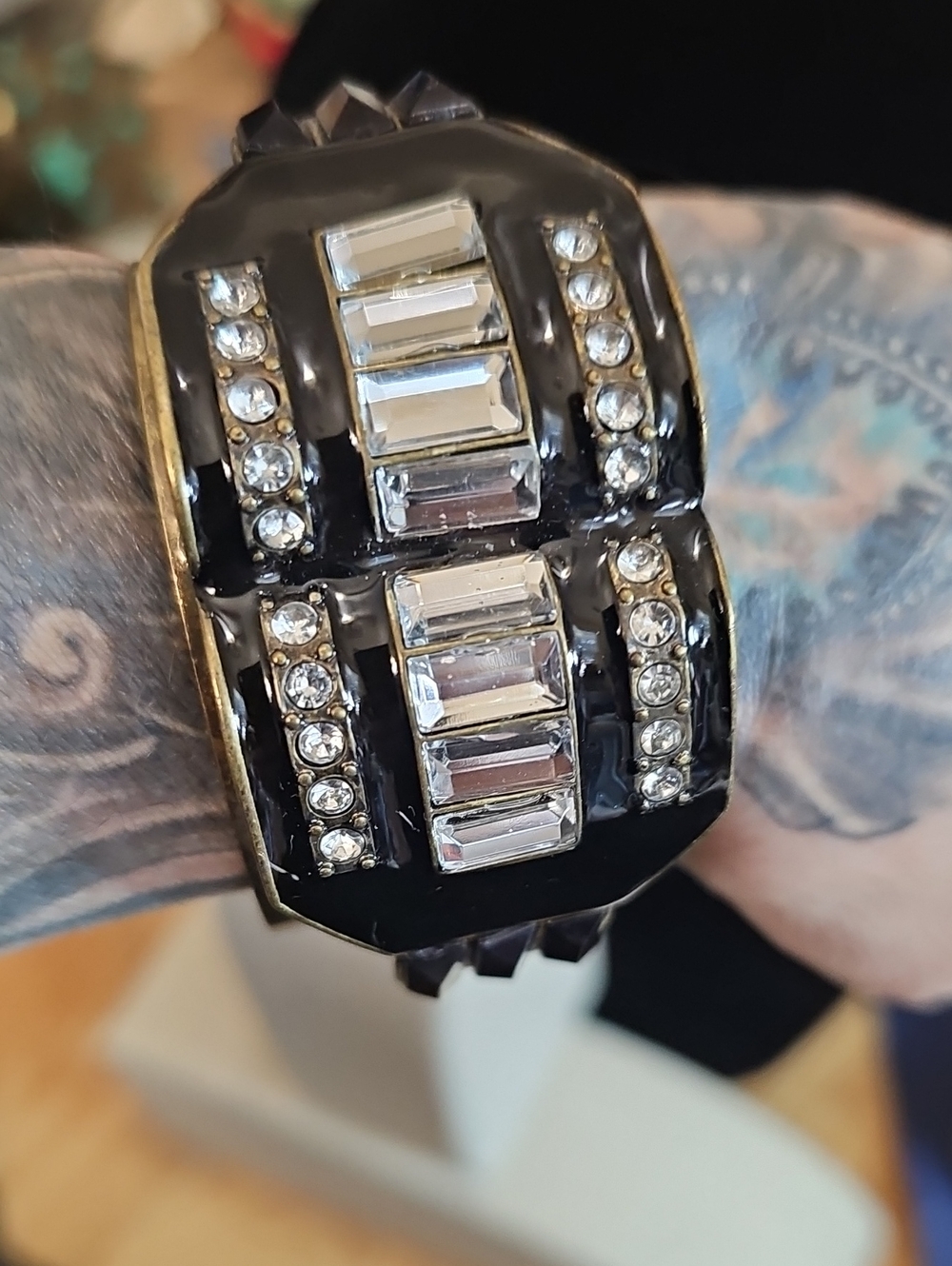 Large Black Enamel Rhinestone Cuff - Picture 4 of 5